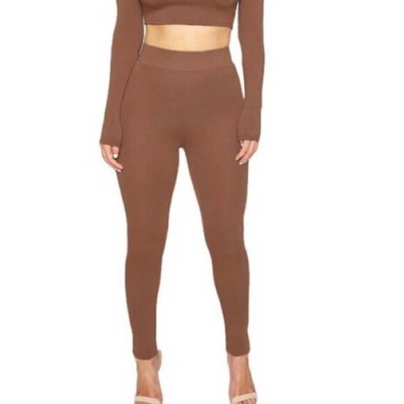 Naked Wardrobe Brown Full Length Pull-on Leggings Women's Small - Picture 1 of 5